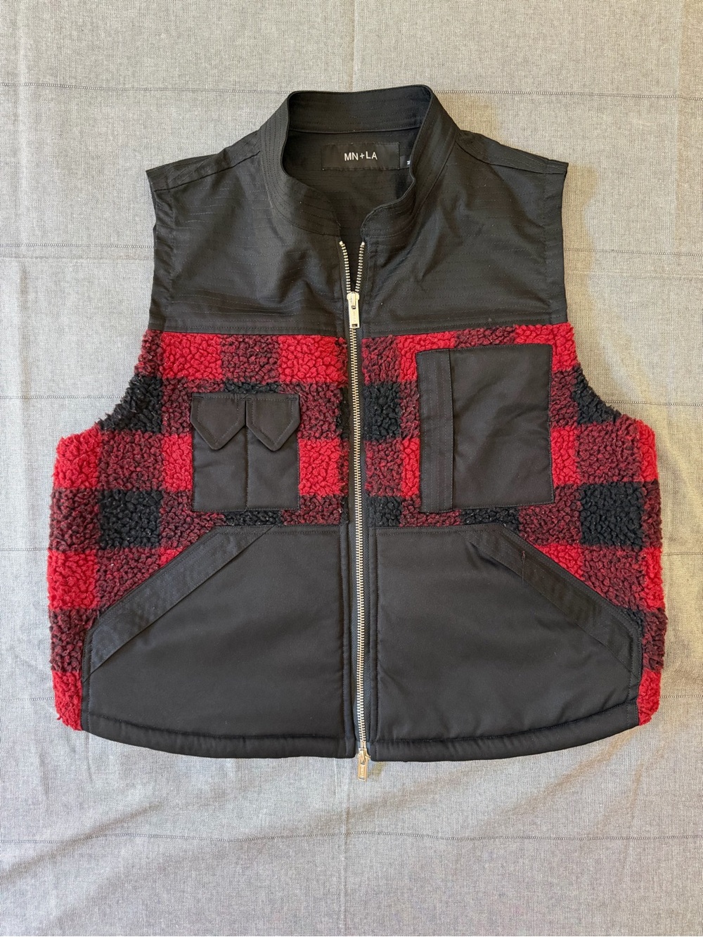 Fleece zip-up vest medium mens